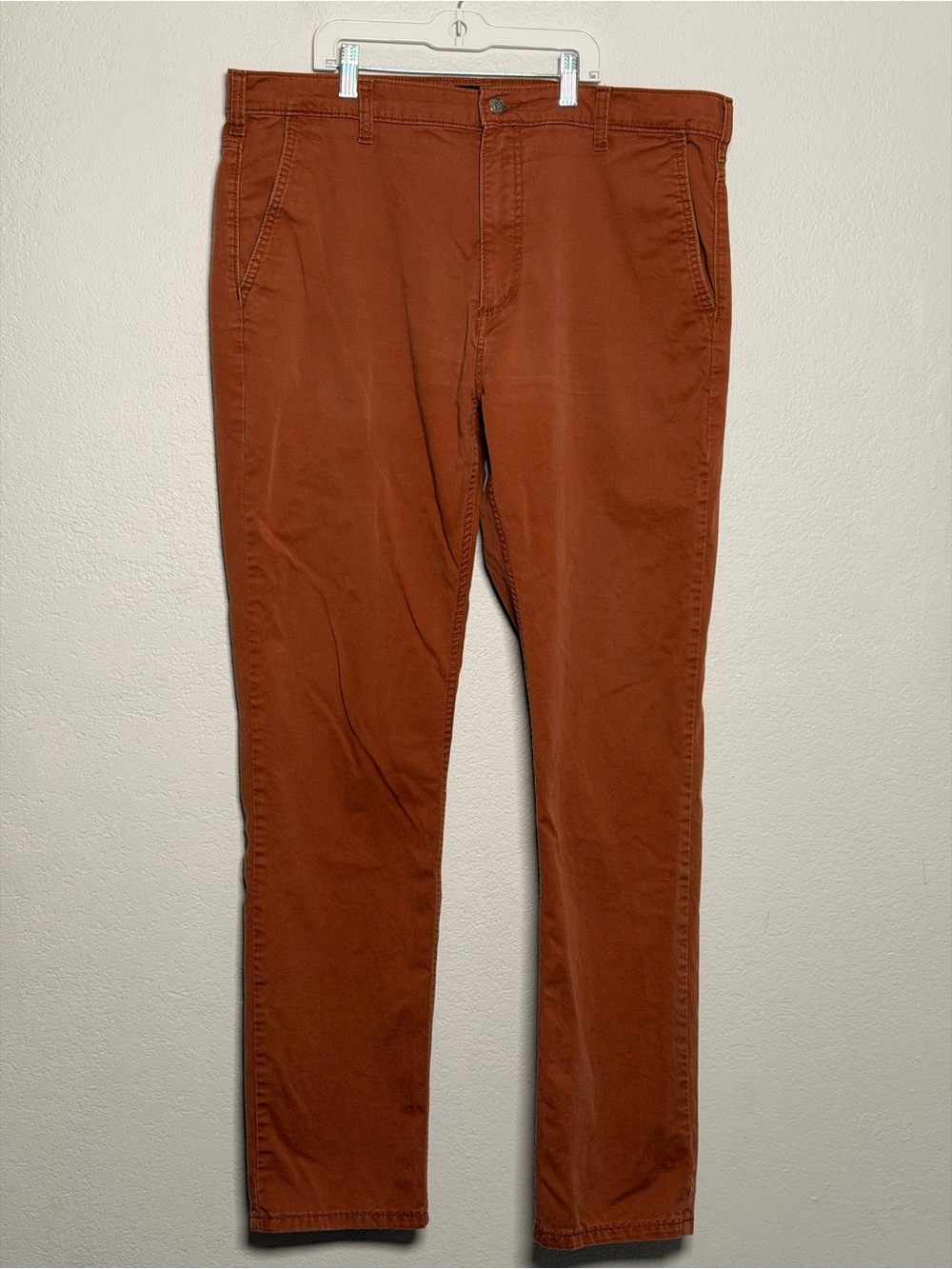 Levi's Men's Rust Brown Pants 38” waist 33” length (tag 38x34)